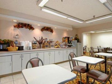 Super 8 By Wyndham Orlando Near Florida Mall Williamsburg Ngoại thất bức ảnh